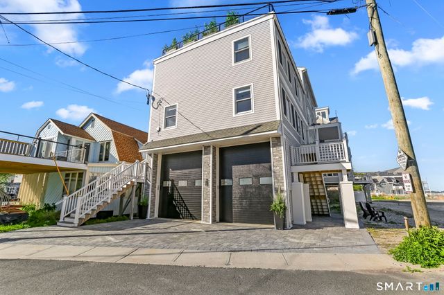 9 Stowe Avenue, Milford, CT 06460