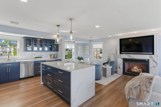 9 Stowe Avenue, Milford, CT 06460