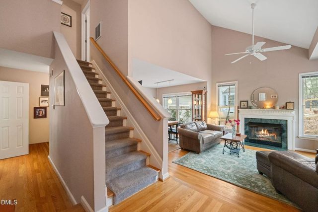 1804 Old Oxford Road, Chapel Hill, NC 27514