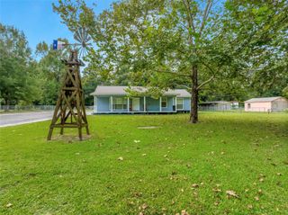 207 Lone Pine Drive, Huffman, TX 77336