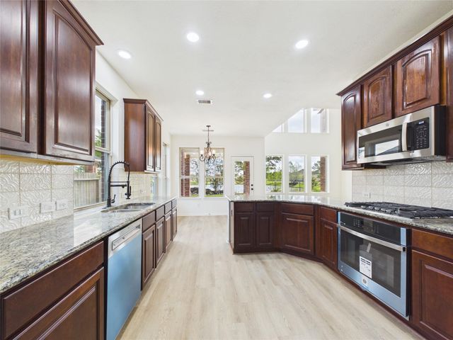 2509 Crestmoon Court, Houston, TX 77089