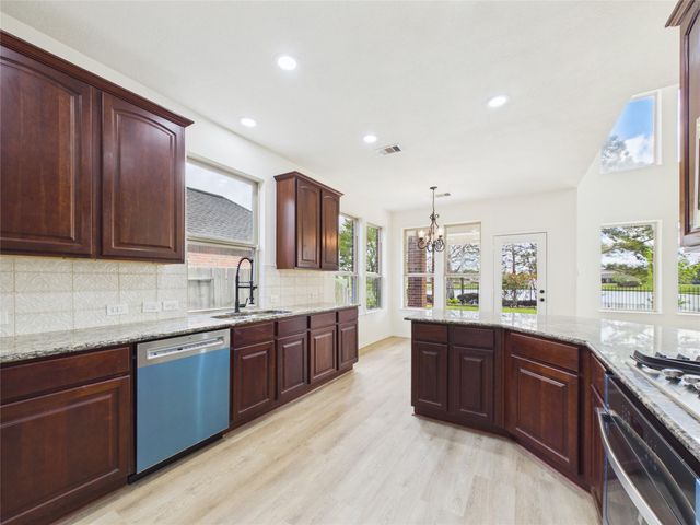 2509 Crestmoon Court, Houston, TX 77089