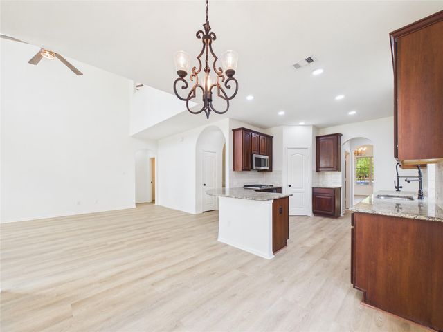 2509 Crestmoon Court, Houston, TX 77089