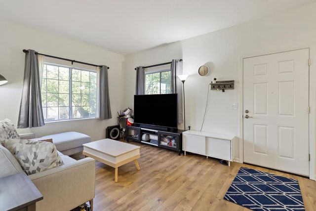 1175 E Greene Ter, Davis, CA 95618