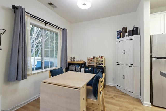 1175 E Greene Ter, Davis, CA 95618