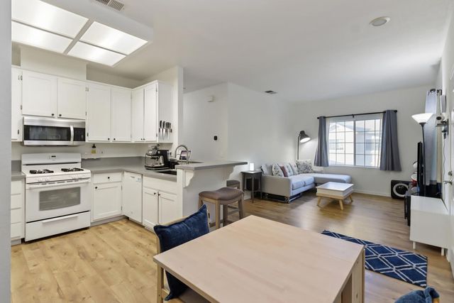 1175 E Greene Ter, Davis, CA 95618