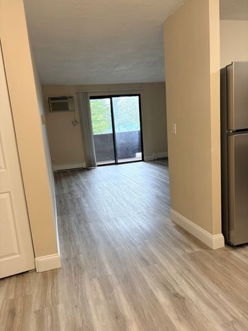 23 Davis b12, Acton, MA 01720