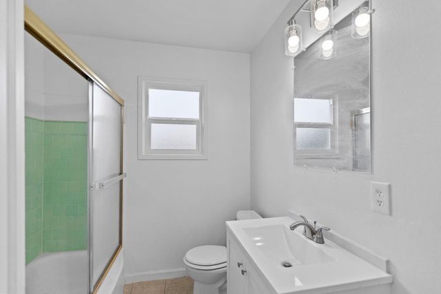 3745 S Kenmore Drive South, Fresno, CA 93703