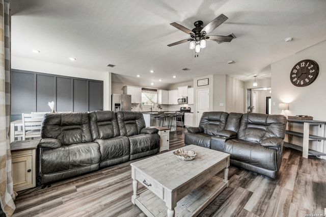 31657 Nimbus, Bulverde, TX 78163