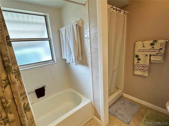 186 W Valerian Place, Beverly Hills, FL 34465