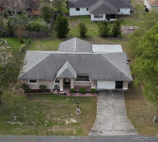 186 W Valerian Place, Beverly Hills, FL 34465