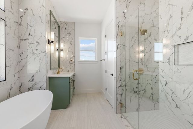 1825 Foothills Dr, Kerrville, TX 78028