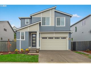 381 W MAPLE St, Washougal, WA 98671