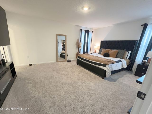 7223 HAWKES BEND Street, Jacksonville, FL 32219