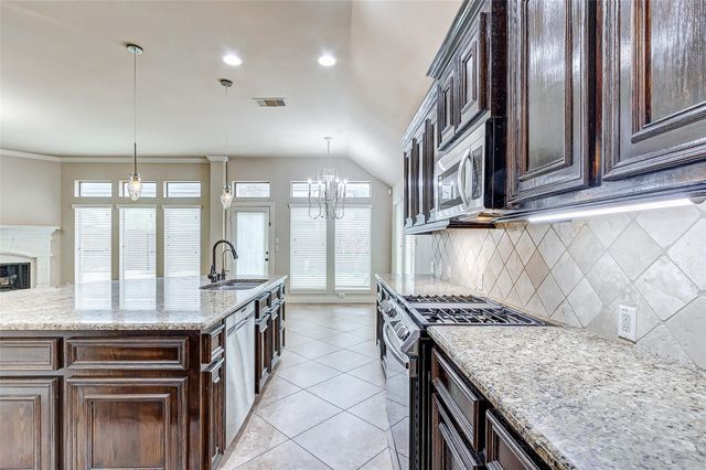 27923 Silverstream Court, Fulshear, TX 77441