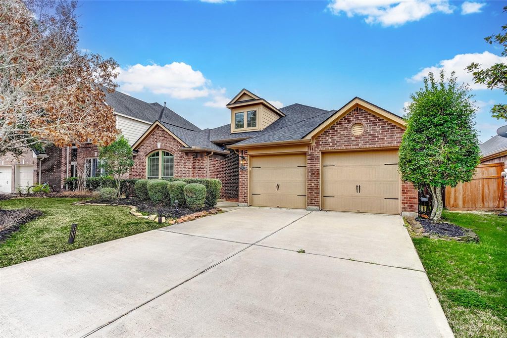 27923 Silverstream Court, Fulshear, TX 77441