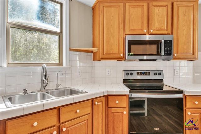 111 Chadwick Road, Warner Robins, GA 31088