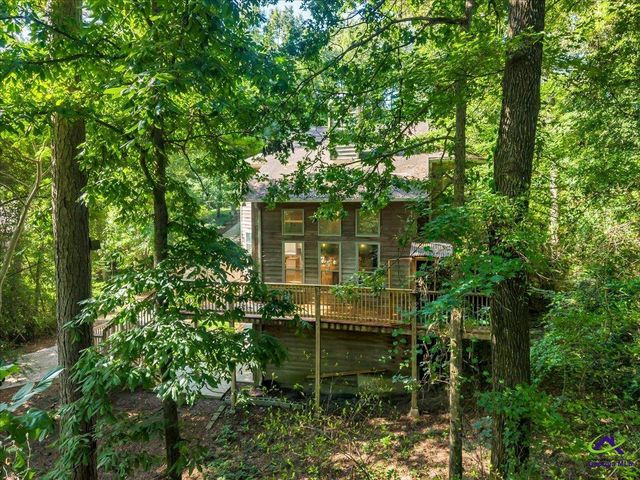 111 Chadwick Road, Warner Robins, GA 31088