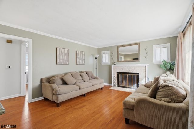 315 Myrtle Ave, Scotch Plains Twp., NJ 07076