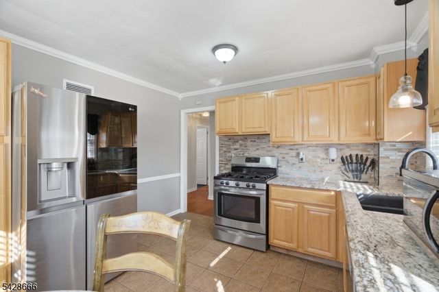 315 Myrtle Ave, Scotch Plains Twp., NJ 07076