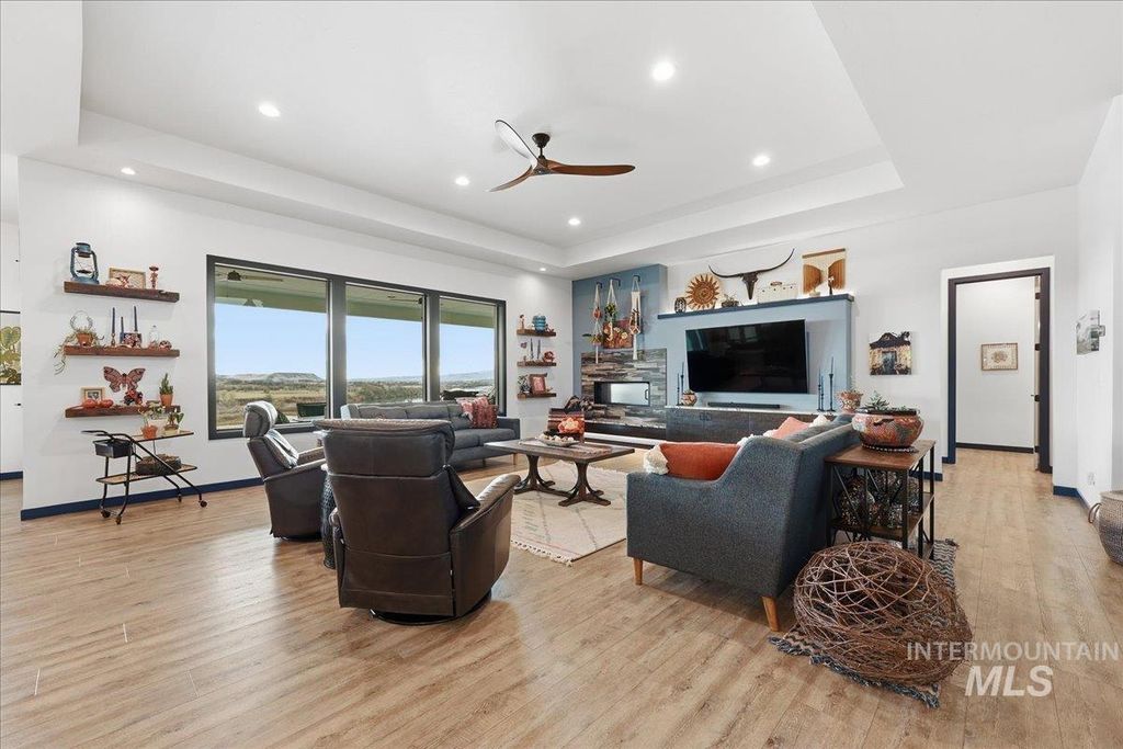 8065 Moonshine Ln, Marsing, ID 83639 photo 11