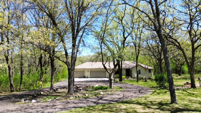 26275 136th Street NW, Zimmerman, MN 55398