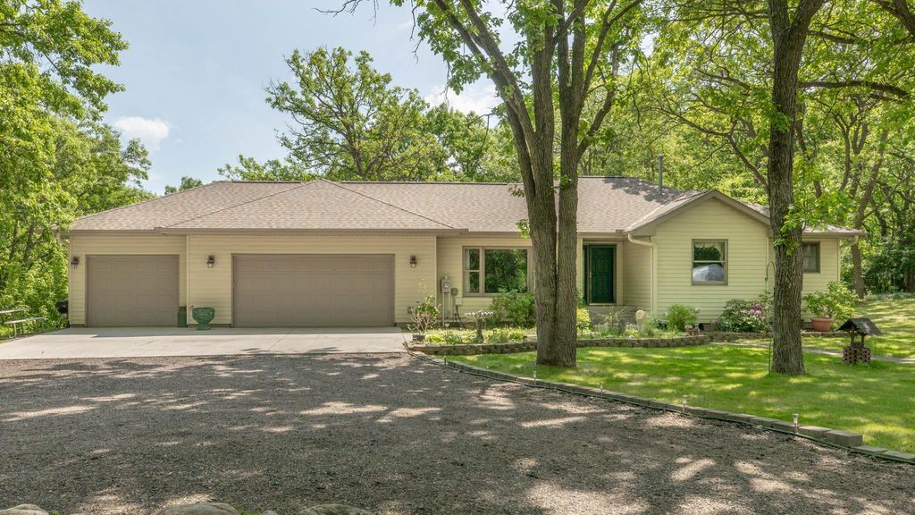 26275 136th Street NW, Zimmerman, MN 55398
