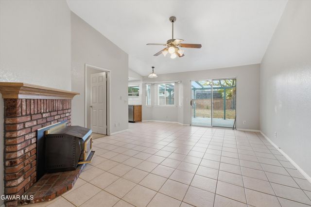 3117 Peachwood Drive, Lancaster, CA 93536