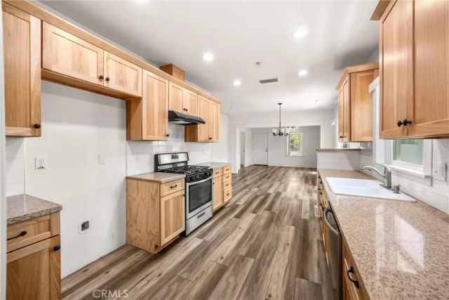 2356 5th Street, La Verne, CA 91750