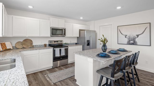 10704 Prairie Lake Drive, Apison, TN 37302