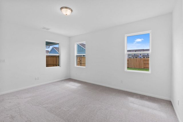 112 Cherry Blossom LN, Taylor, TX 76574