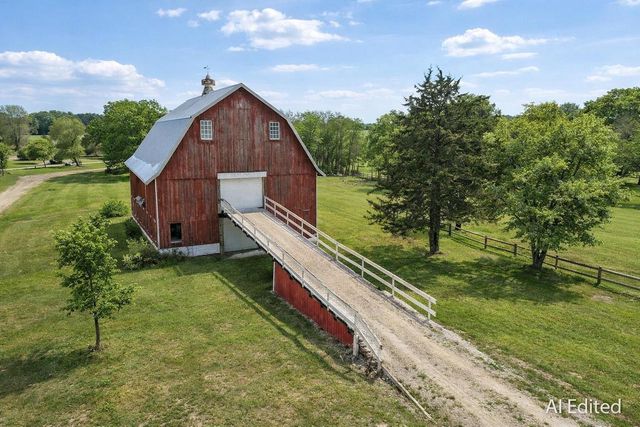 33511 Old Mill Drive, Lone Rock, WI 53556