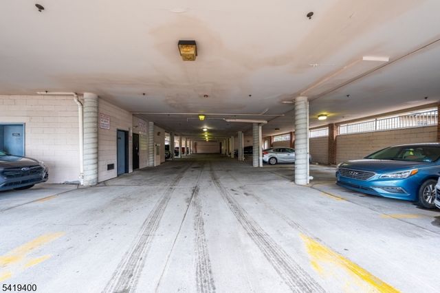 349 W Grand St 206, Elizabeth City, NJ 07202