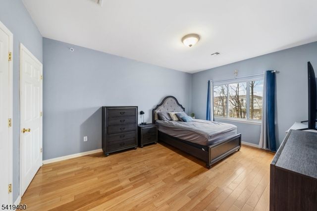 349 W Grand St 206, Elizabeth City, NJ 07202