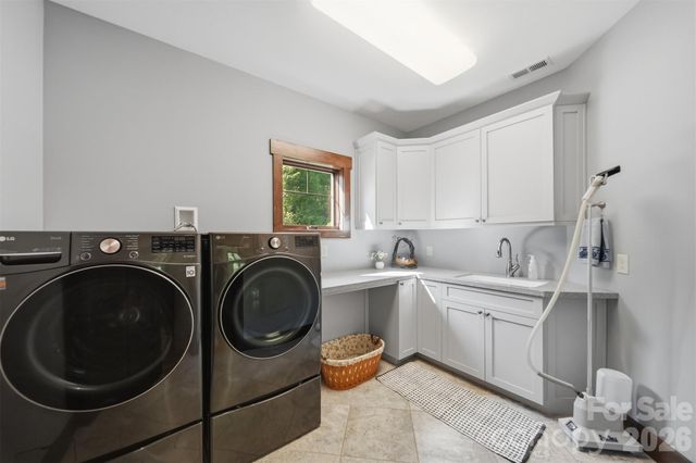 308 Riverwalk Drive, Connelly Springs, NC 28612