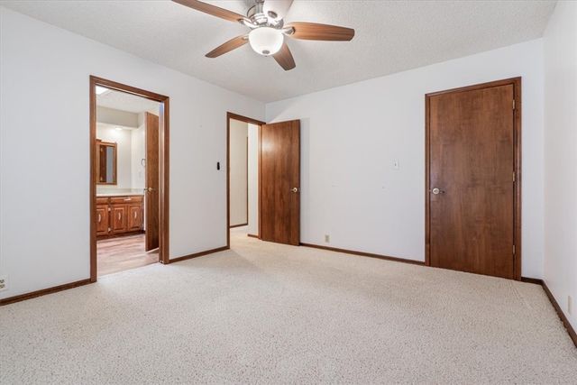 27 Horseshoe Drive, Holiday Island, AR 72631