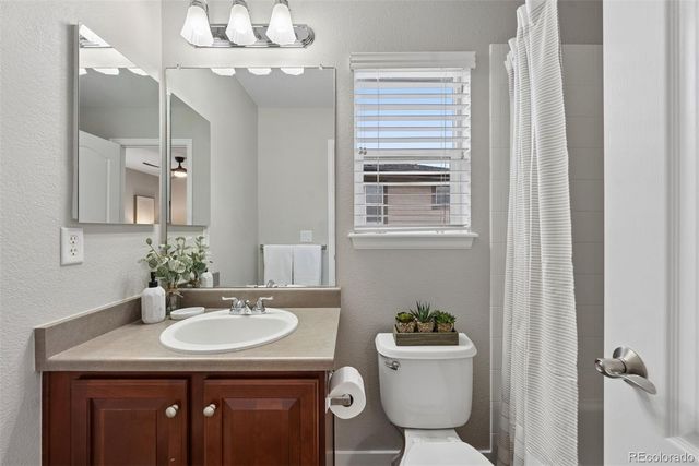 10863 Towerbridge Road, Highlands Ranch, CO 80130