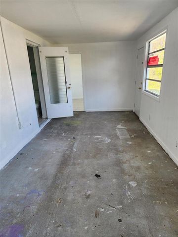 8274 HERBISON AVENUE, North Port, FL 34287