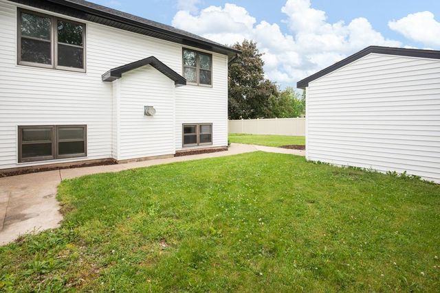 936 W 10TH STREET, Kaukauna, WI 54130