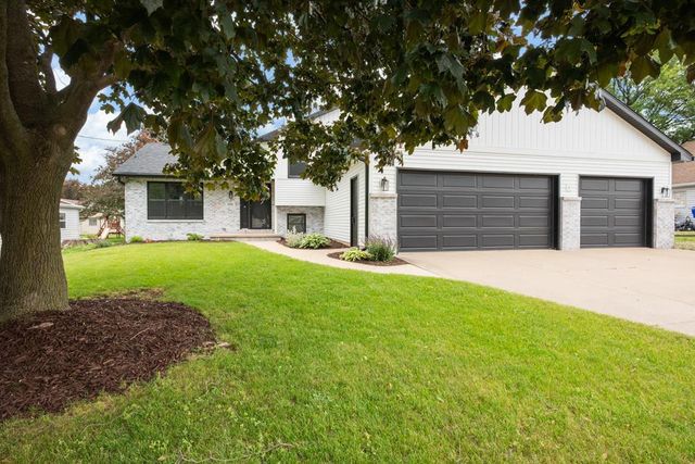 936 W 10TH STREET, Kaukauna, WI 54130