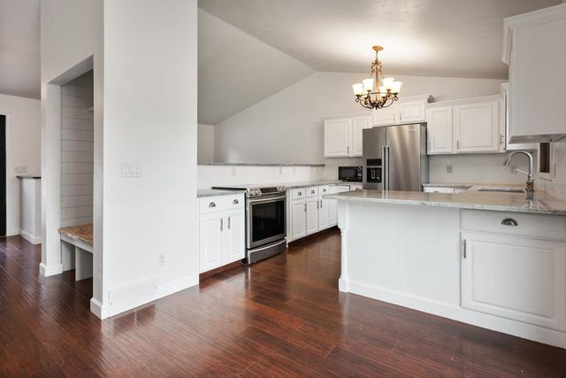 936 W 10TH STREET, Kaukauna, WI 54130