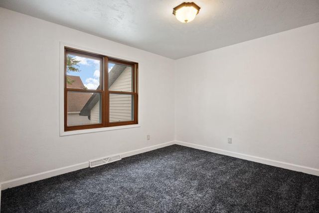 936 W 10TH STREET, Kaukauna, WI 54130