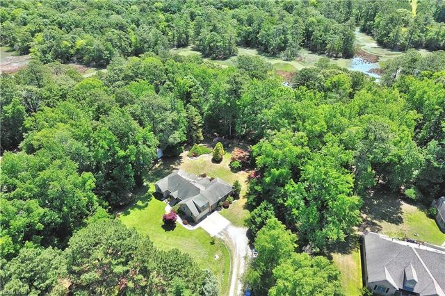 15219 Newbill LN, Carrollton, VA 23314