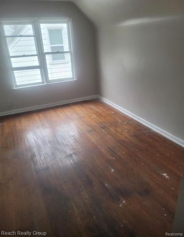 19928 Westphalia Street, Detroit, MI 48205