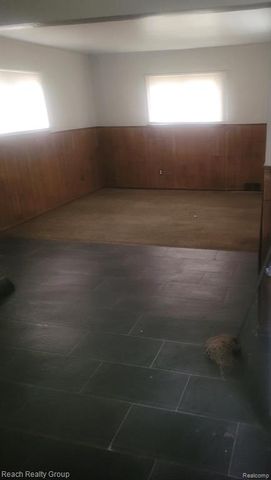 19928 Westphalia Street, Detroit, MI 48205