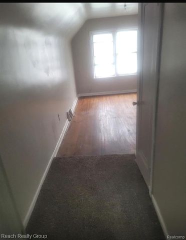 19928 Westphalia Street, Detroit, MI 48205