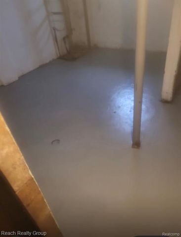 19928 Westphalia Street, Detroit, MI 48205