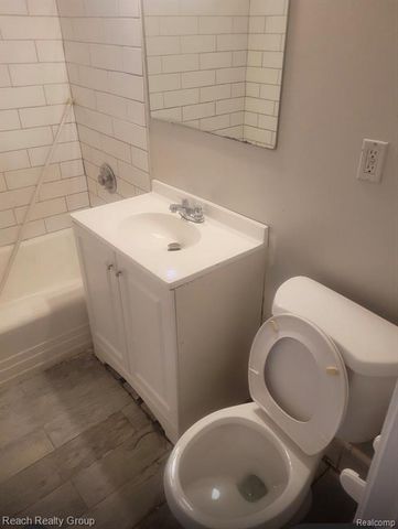 19928 Westphalia Street, Detroit, MI 48205