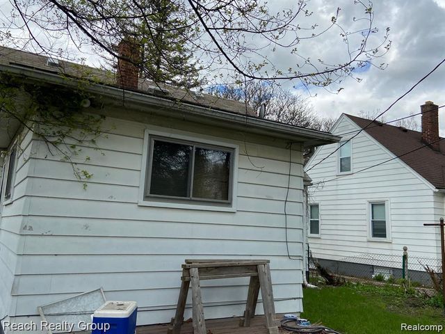 19928 Westphalia Street, Detroit, MI 48205