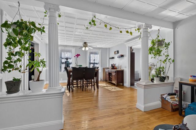 74 Arlington St, Leominster, MA 01453